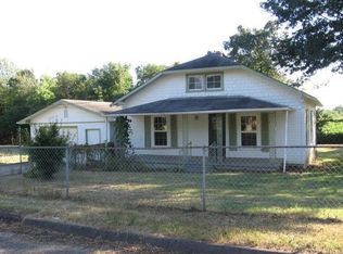 16 Wall St, Mooresboro, NC 28114