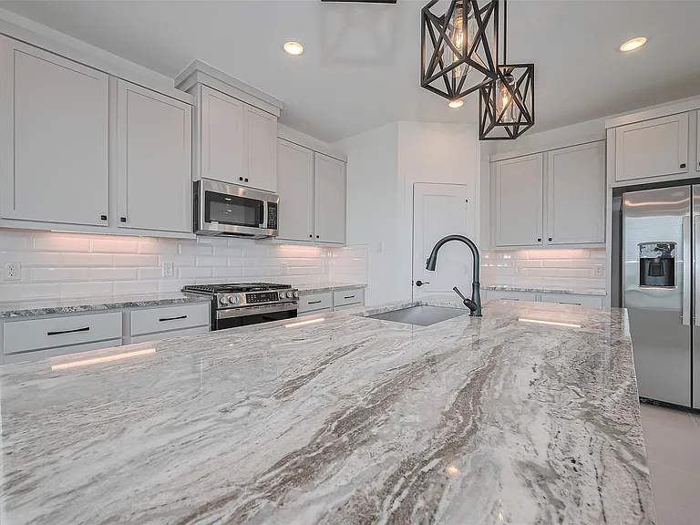 7746 Meadow Mouse Ln — Photo 3