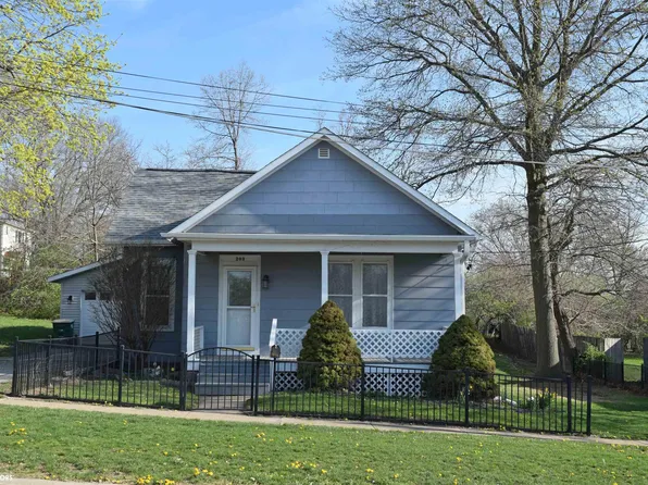 203 W Kirkwood Ave, Fairfield, IA 52556