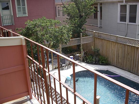 3rd image of 1716 Soniat St