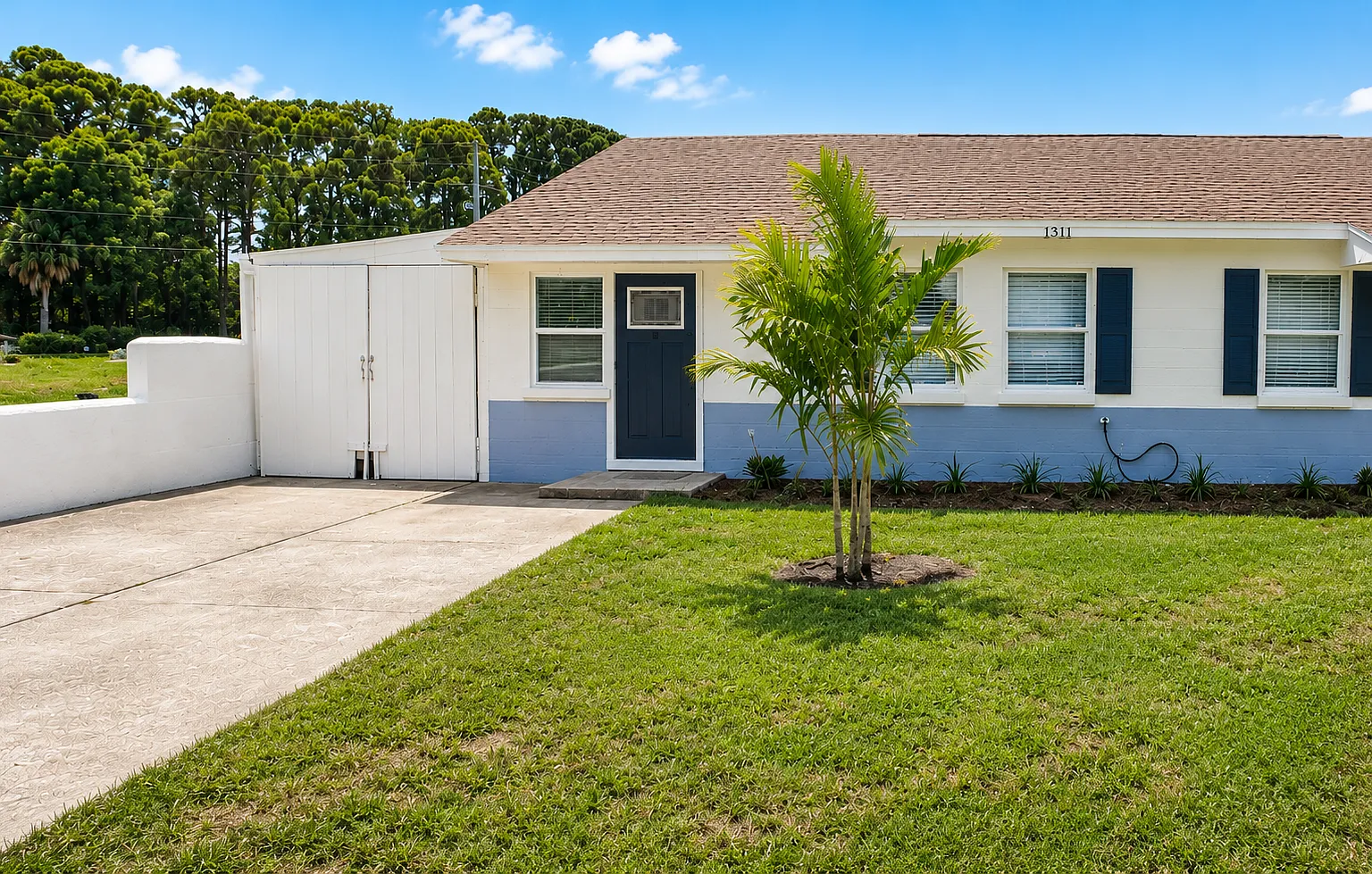 1311 Emma Dr — Photo 1