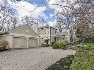 10 Dover Ln, Lexington, MA 02420