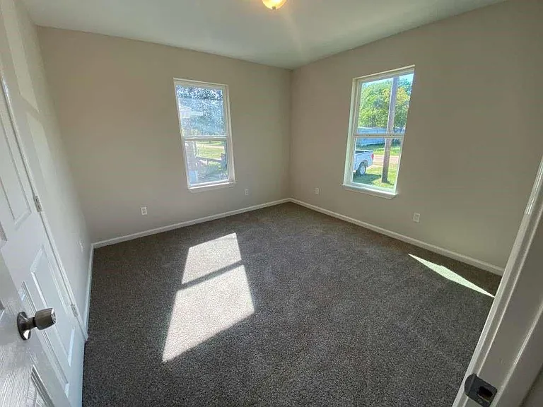 283 Wood Fern Dr — Photo 9