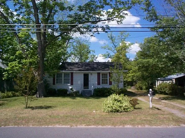 405 N Cleveland Ave, Adel, GA 31620