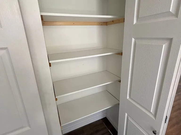 720 Kimberly Dr — Photo 7