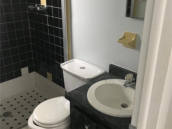 4th image of 2830 Upcohall Ave