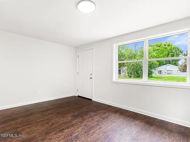 9035 Adams Ave — Photo 15
