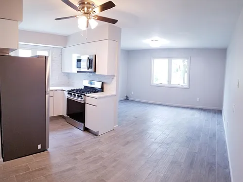154 Amsterdam Ave #1 Photo 1
