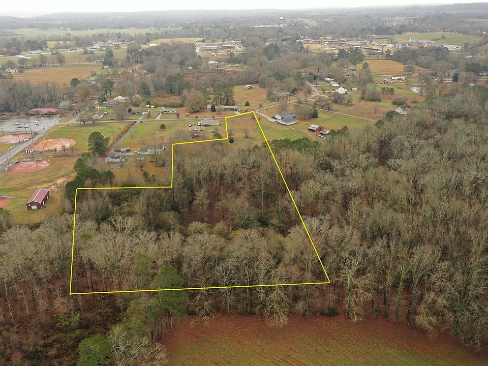 1st image of 370 Parkway Dr