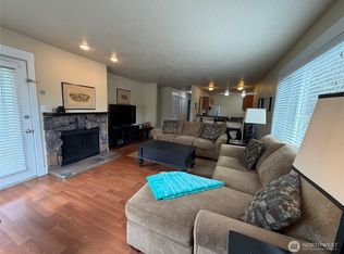 210 26th Street NW #411/12, Long Beach, WA