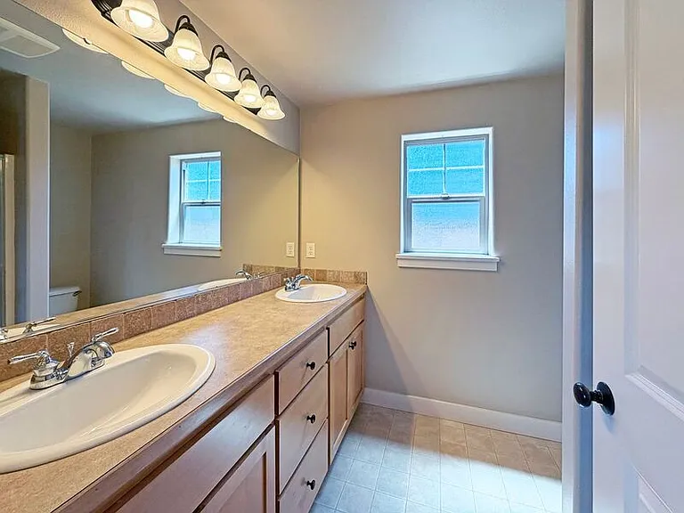 1434 Leaf Ln — Photo 29