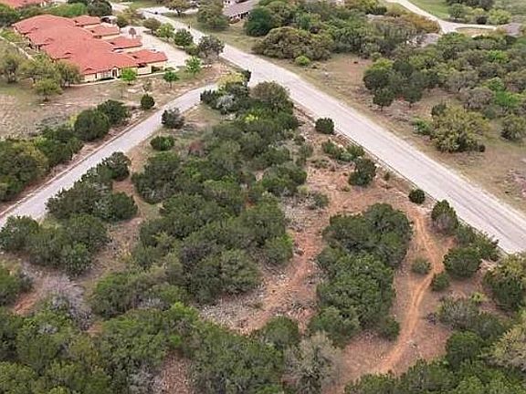 3rd image of 21200 Highland Lake Dr
