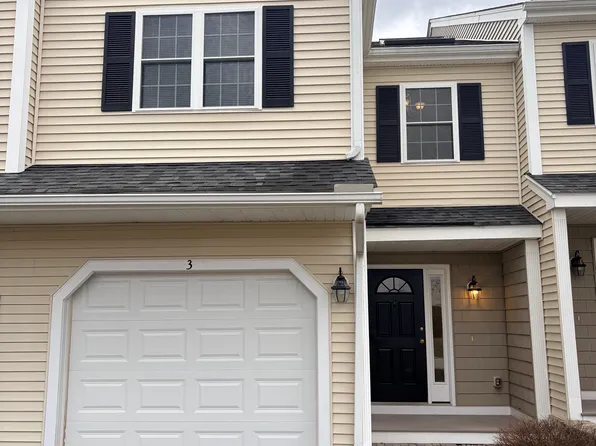 3 Blackberry Ln, Grafton, MA 01519