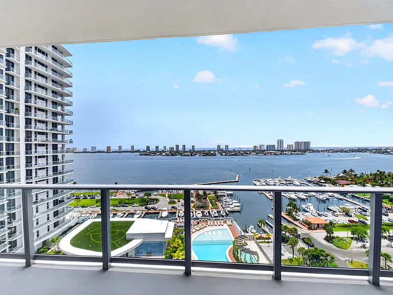 220 Lake Shore Dr #1506 — Photo 6