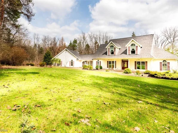 13905 Aquilla Rd, Burton, OH 44021