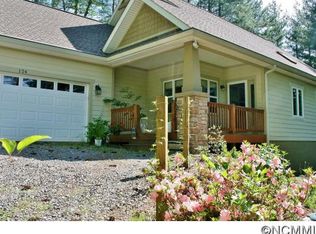 124 Parker Cove Rd, Weaverville, NC 28787