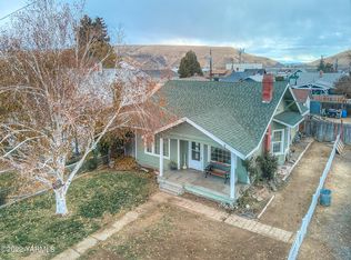 116 E Fremont Ave, Selah, WA 98942