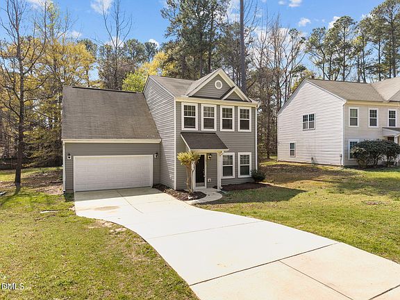 4th image of 1071 Heritage Manor Dr