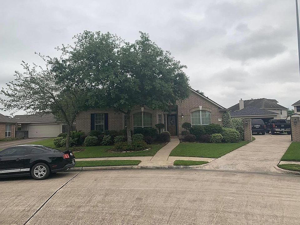 1st image of 2406 Pine Brook Ct