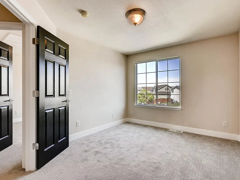 15576 Olmsted Pl — Photo 13