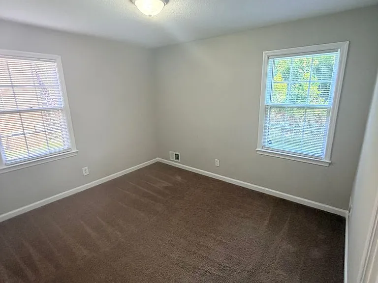 4300 Trenholm Rd — Photo 12