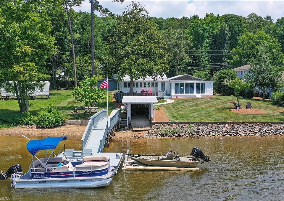 1st image of 2113 Warf Rd