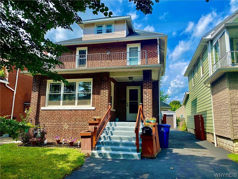 1st image of 18 Cantwell Dr