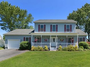 37 Vestal Hills Dr, Kingston, NY 12401