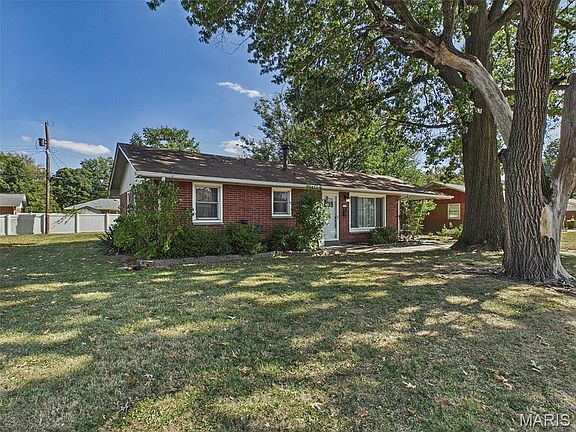 3rd image of 3712 Johnson Rd