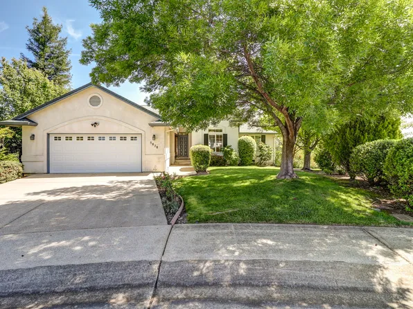 5878 Diamond Ridge Dr, Redding, CA 96003
