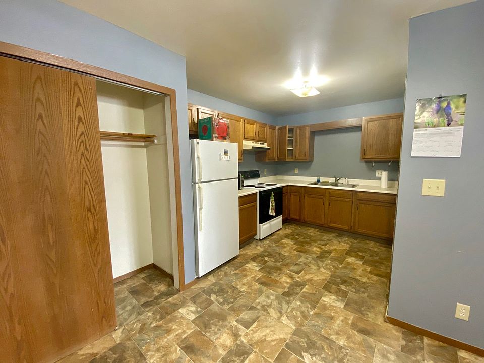 601 Hartridge Drive 8 Unit 601 Hartridge Dr Hartland WI Zillow