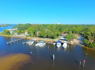 1700 Channel Marker Way, Tarpon Springs, FL 34689