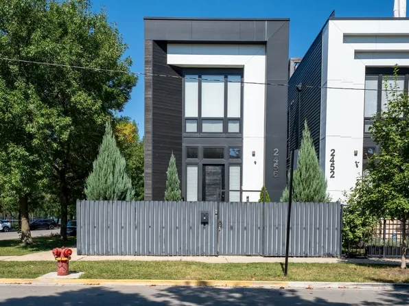 2456 W Ohio St, Chicago, IL 60612