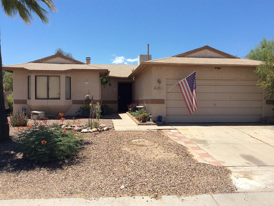 1st image of 2511 W Glenbrook Way