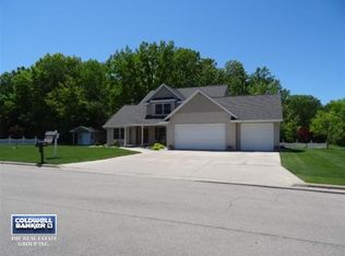 821 Woodrow St, Denmark, WI 54208