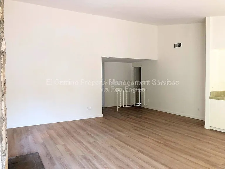 7112 Stewart And Gray Rd — Photo 3