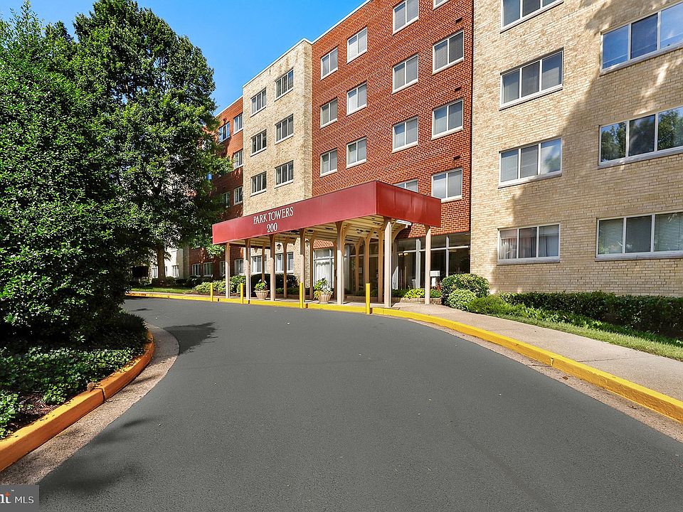 1st image of 200 N Maple Ave APT 315