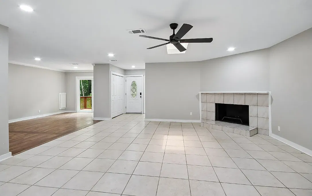 25319 Penguin Street - 1 — Photo 4