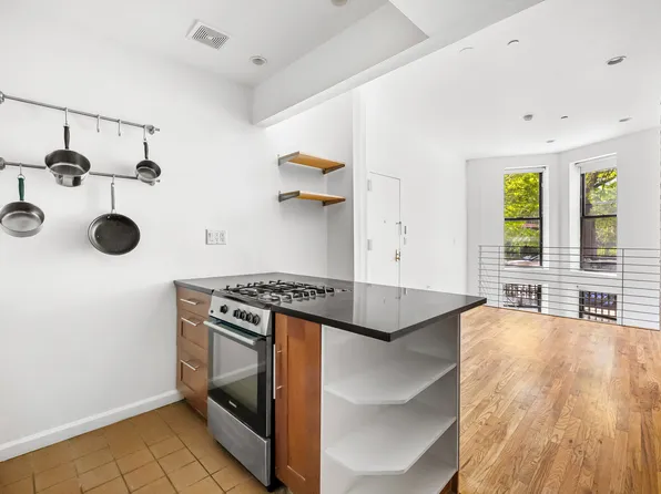 325 Third Street image 1 of 12