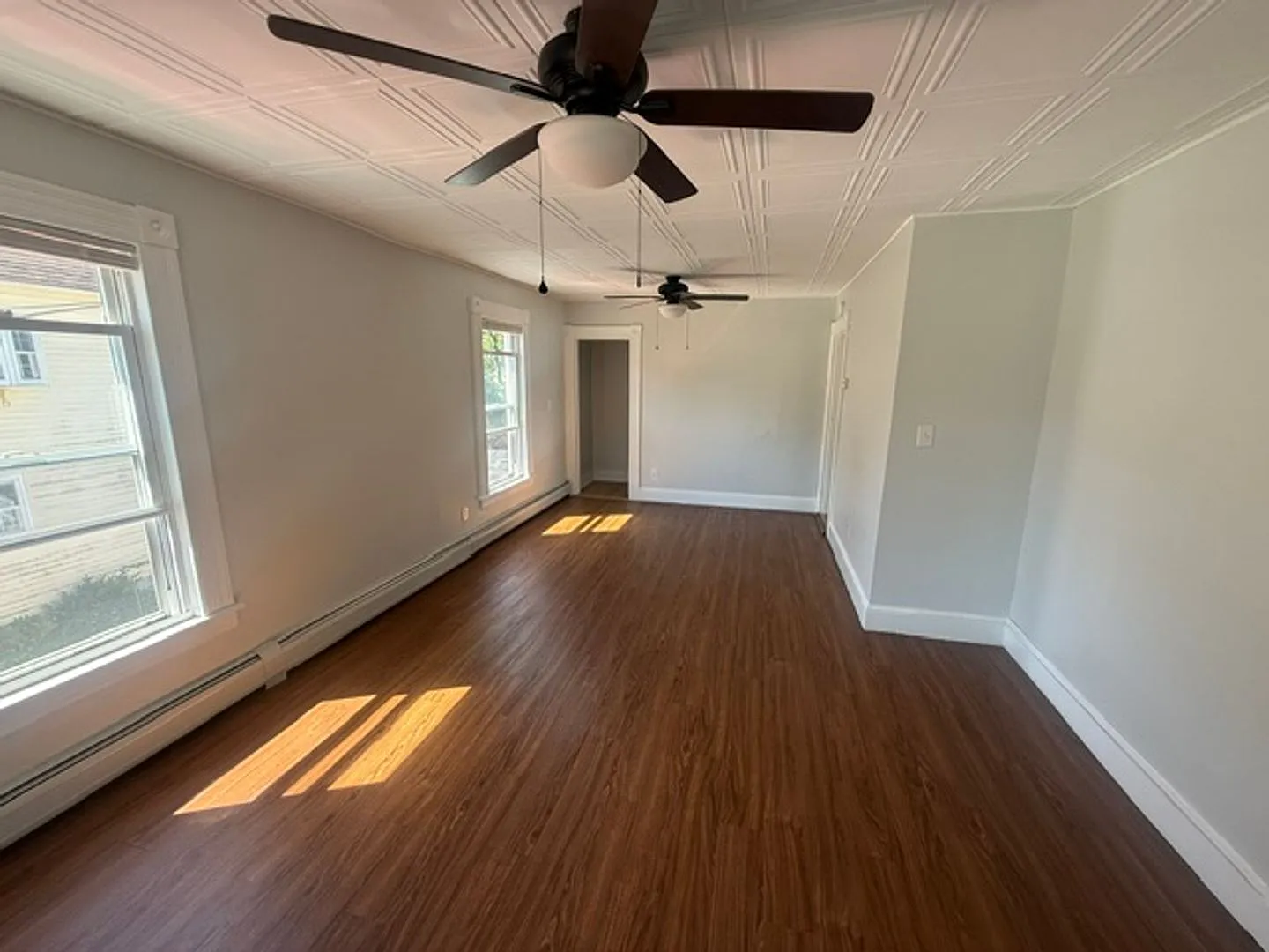 2-3 Bedroom, 1-Bathroom Two-Level Apartment in Torrington — Photo 4