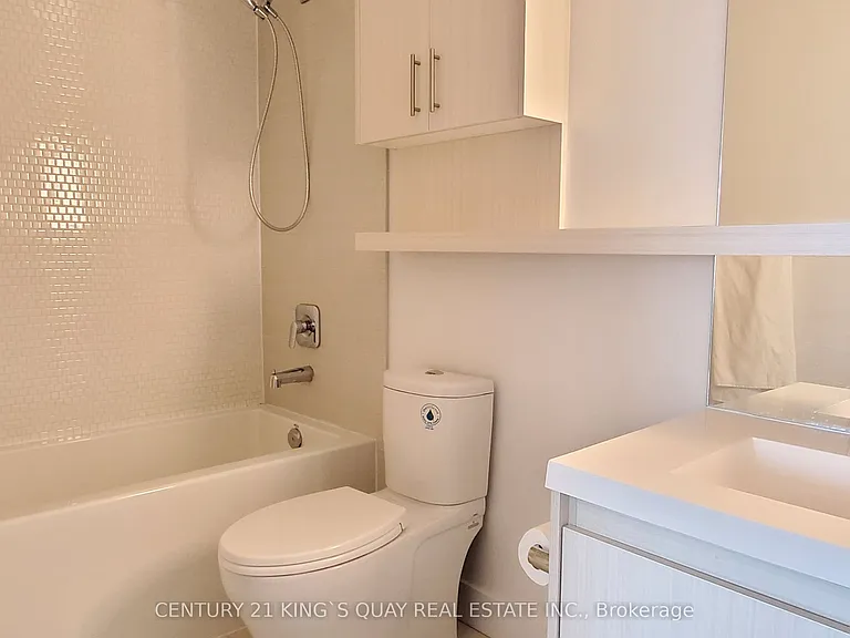 128 Fairview Mall Dr #1112 — Photo 6