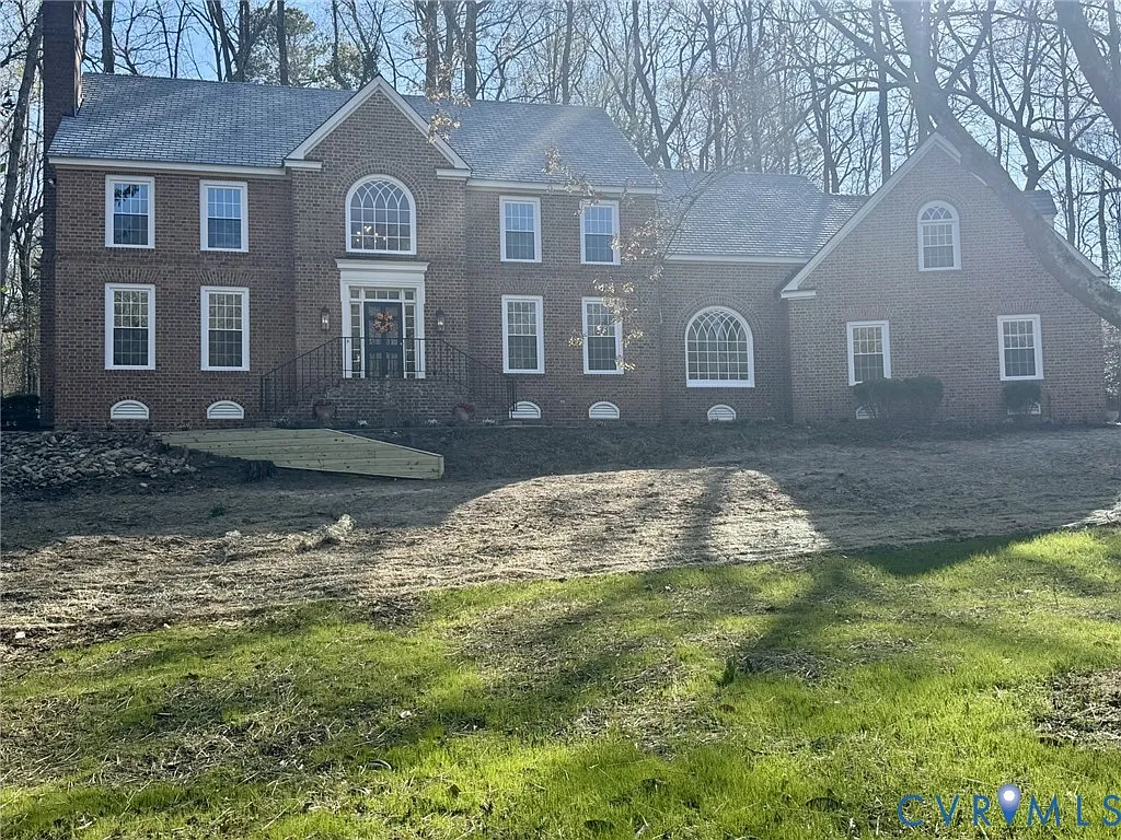 108 Woodmere Dr photo 1