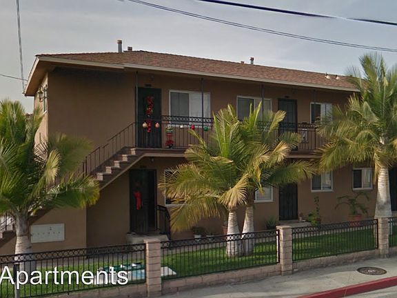 3rd image of 4137 Live Oak St
