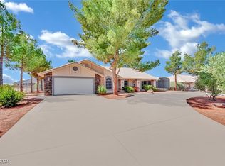 781 E Jaybird St, Pahrump, NV 89048