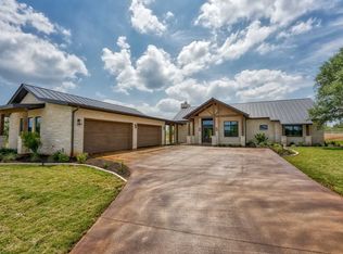 196 Westgate Loop, Horseshoe Bay, TX 78657