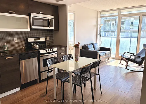 36 Lisgar St Photo 1