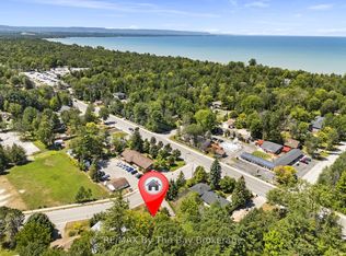 11 39th St S, Wasaga Beach, ON L9Z 1S2