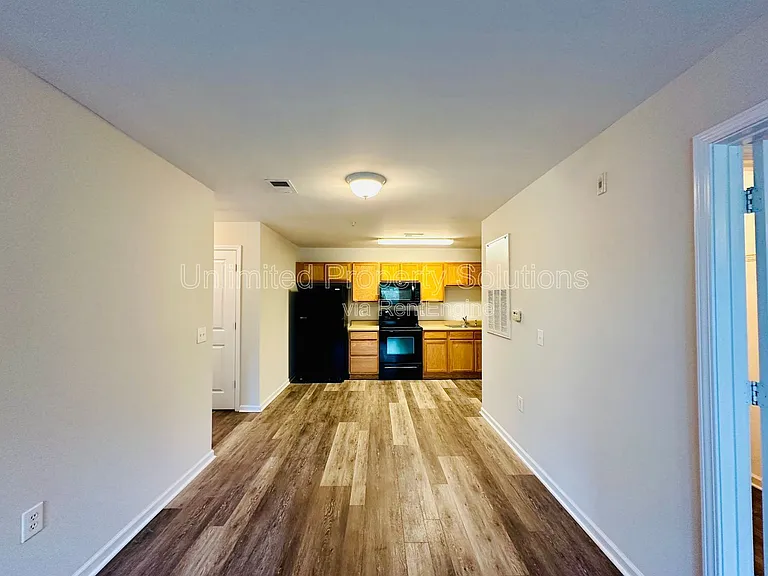 376 S Kerr Ave #303 — Photo 5