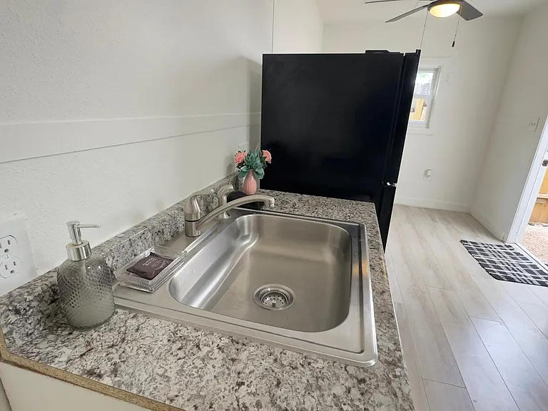 7403 La Place Dr — Photo 5