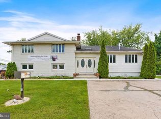 101 Glenbrook Blvd, Mount Laurel, NJ 08054